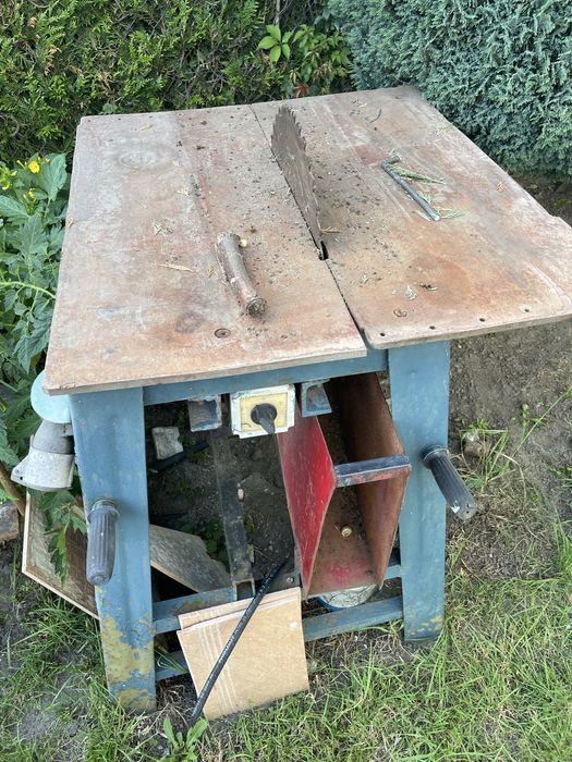 Krajzega do drewna duża