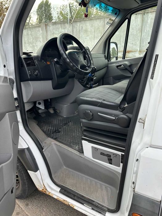 Мерседес спрінтер 2011 р. Sprinter, бус