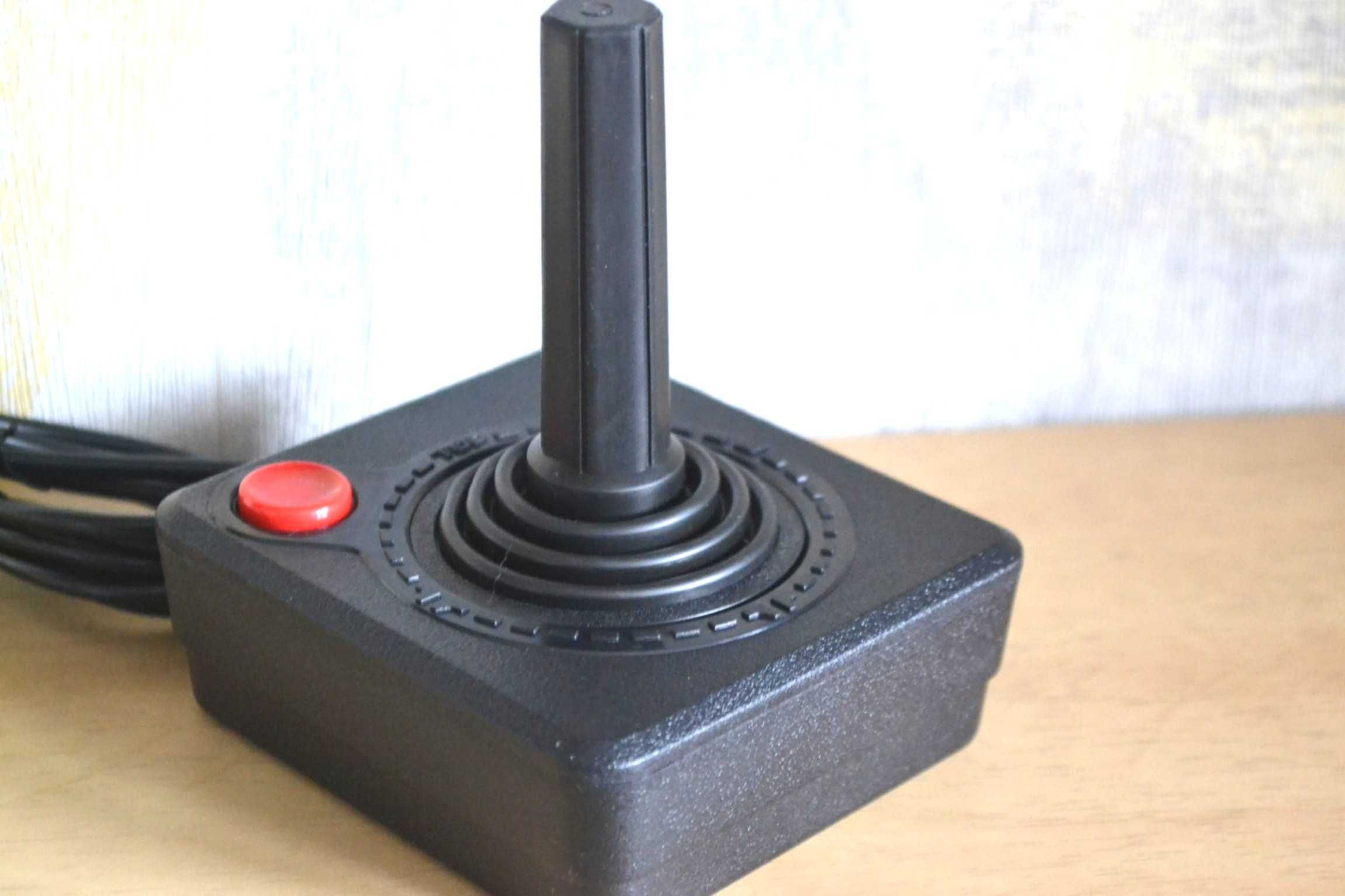 Joystick do retro ATARI 800XL 65XE ST konsola 2600 Commodore wtyk 9pin