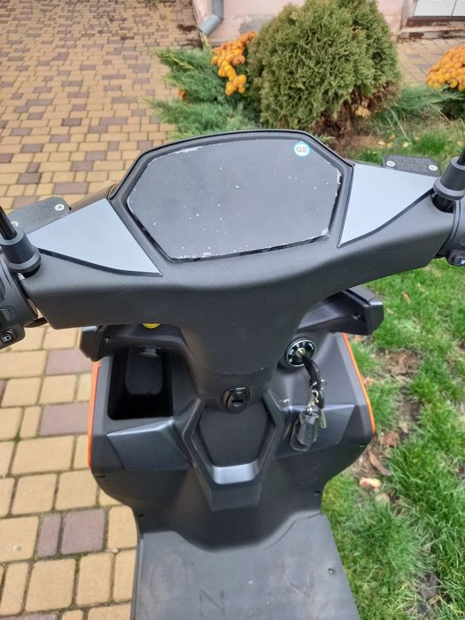 Скутер електричний Crosser V3 2500W