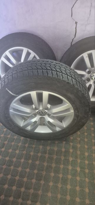 Продам диски с резиной 215.65.16