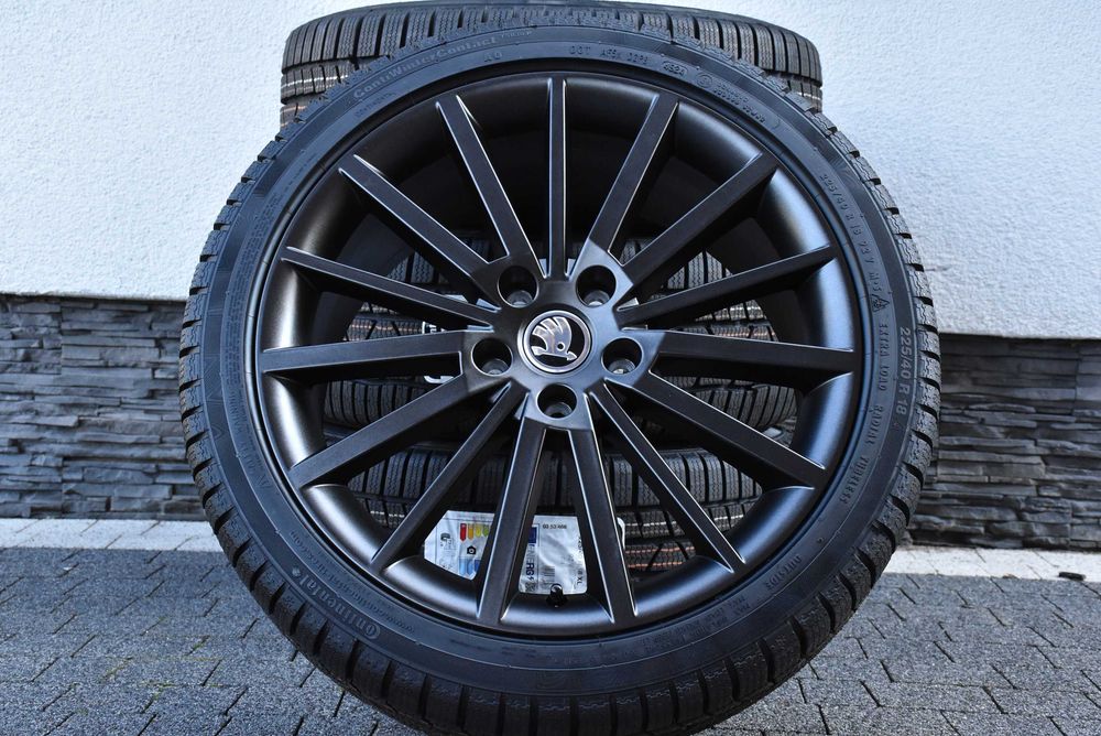 Koła zimowe OEM Audi A3 S3 VW Golf Skoda Octavia Seat Cupra Leon 18"