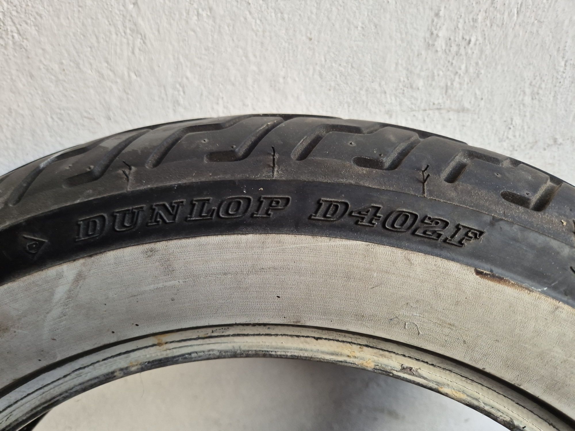 Opona Dunlop D402F 130/90 R16 MT90B16