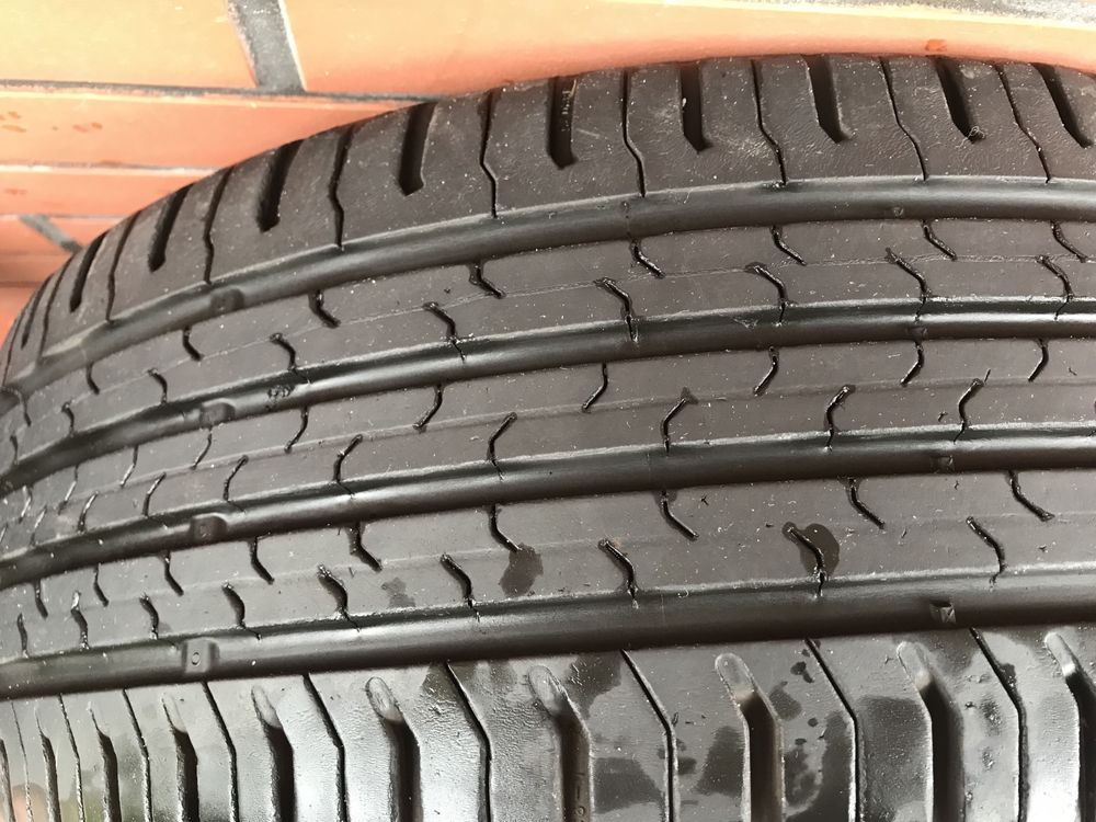 4 - Opony letnie Continental 205/55 R17 V