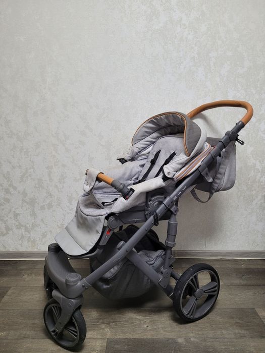 Коляска б/у Adamex encore x4, 3 в 1