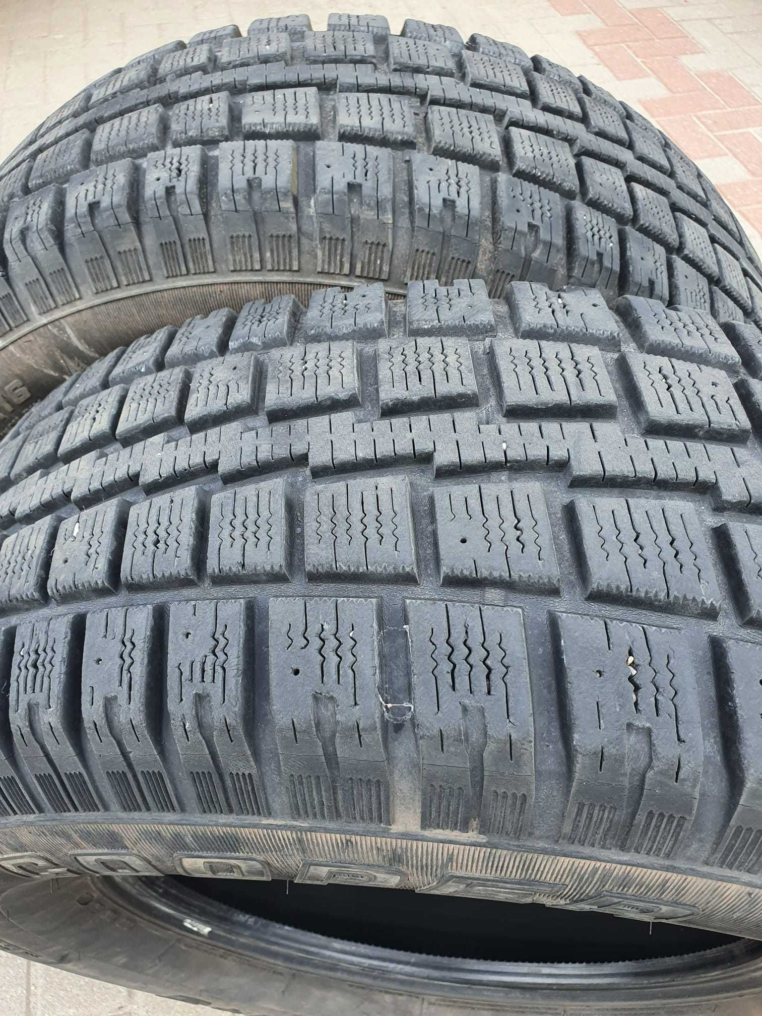 Opony zimowe Cooper Discoverer M+S,  255/70 r16, bieżnik 8mm