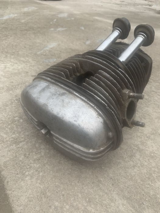 Циліндр лівий Урал