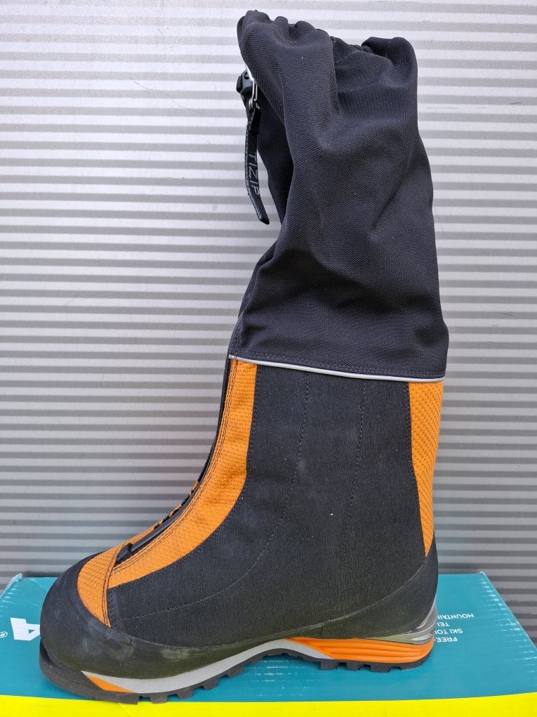 Buty wysokogórskie Scarpa phantom 8000 zintegrowane stuptuty r. 38