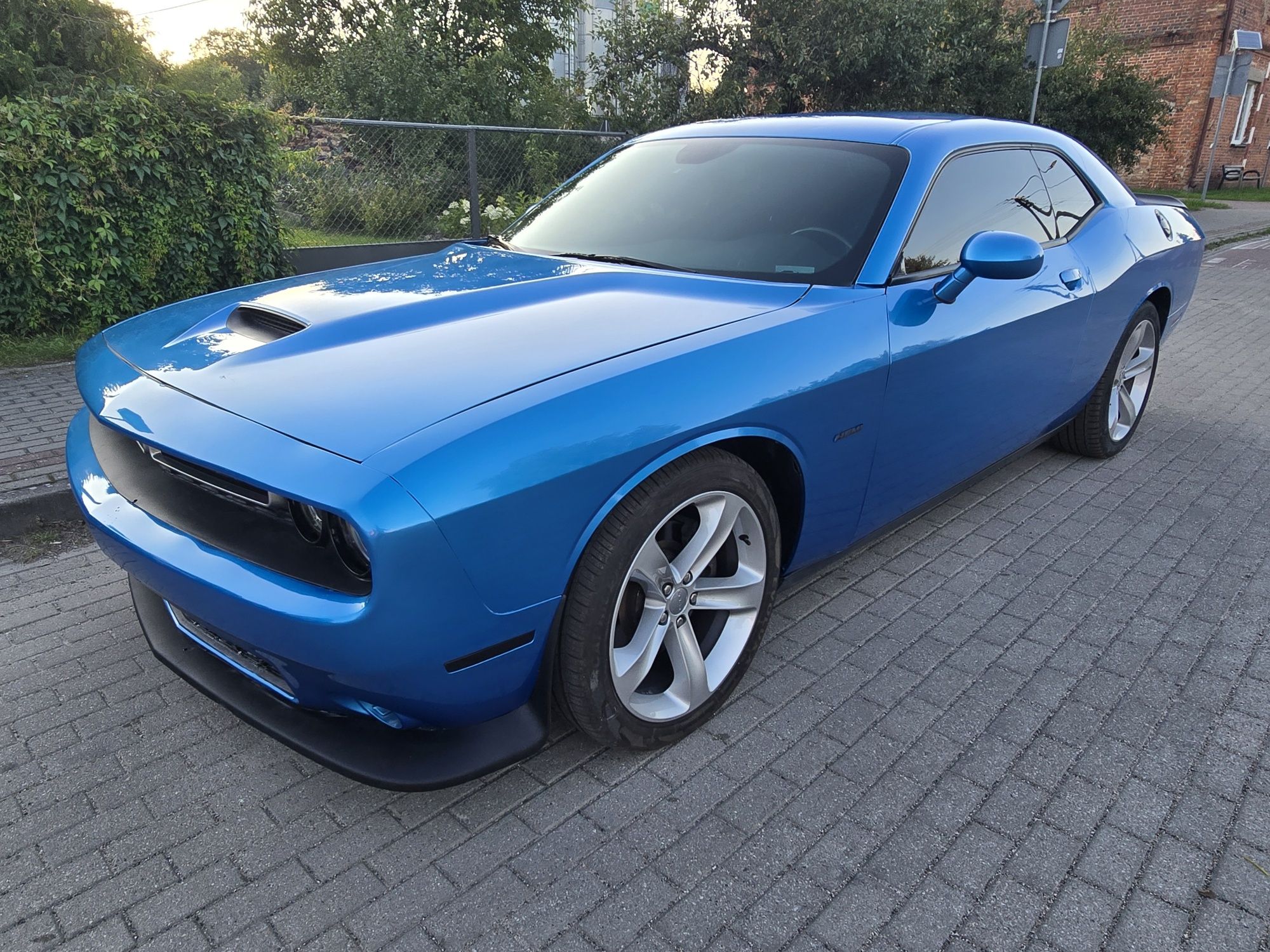 Dodge challenger 5,7 V8 R/T 2019r