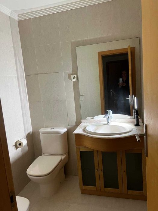 Apartamento T2 com lugar de garagem.