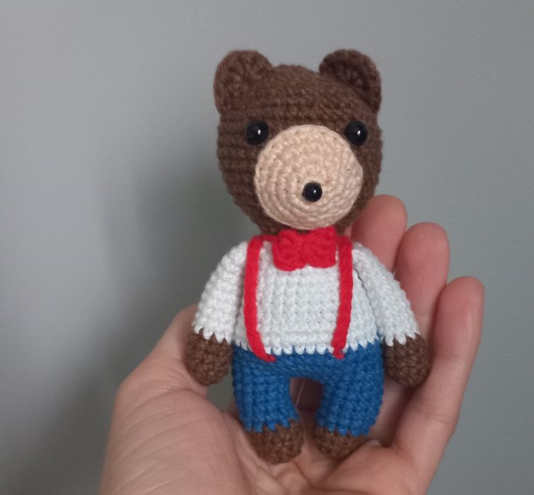 Miś na szydełku Uszatek