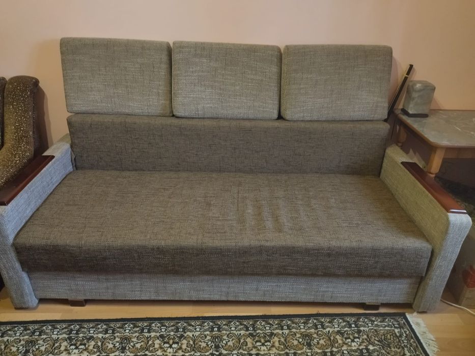 Продам диван 140-180