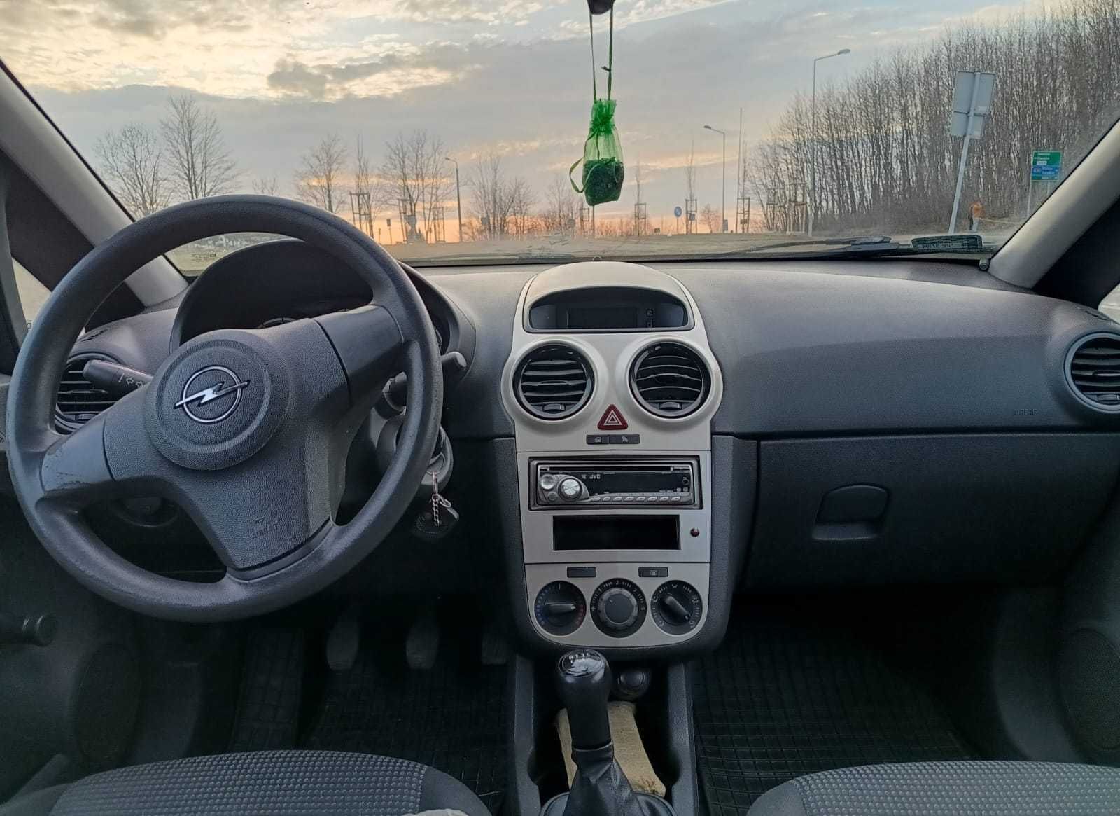 Opel Corsa D 2008rok + komplet kół zimowych z roku 2023.