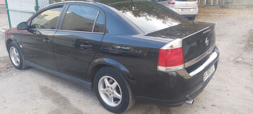 Вектра с продам в,