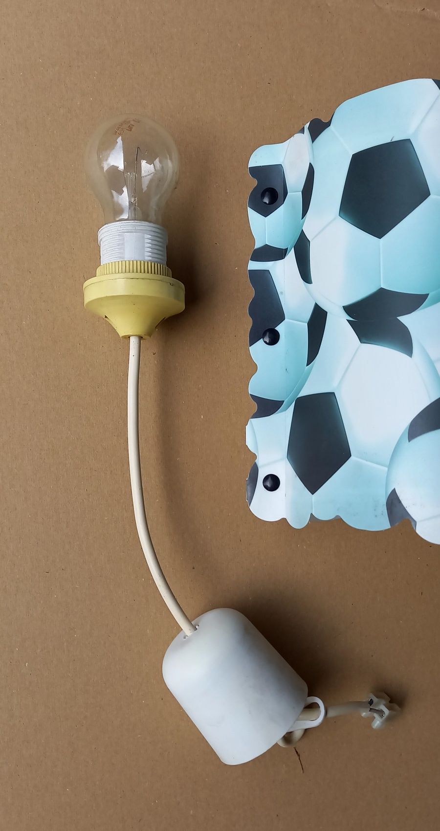Lampa oświetleniowa sufitowa