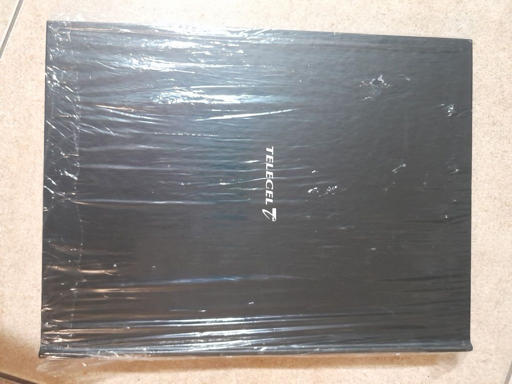 Livro do FCP Ediçao do Diário de Noticias