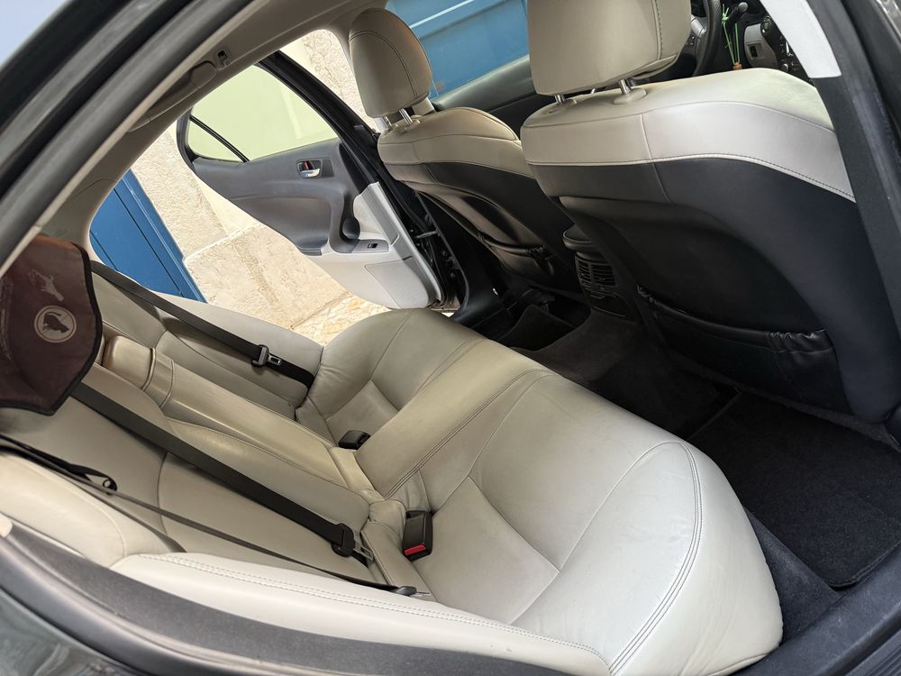 Lexus is 220 luxury