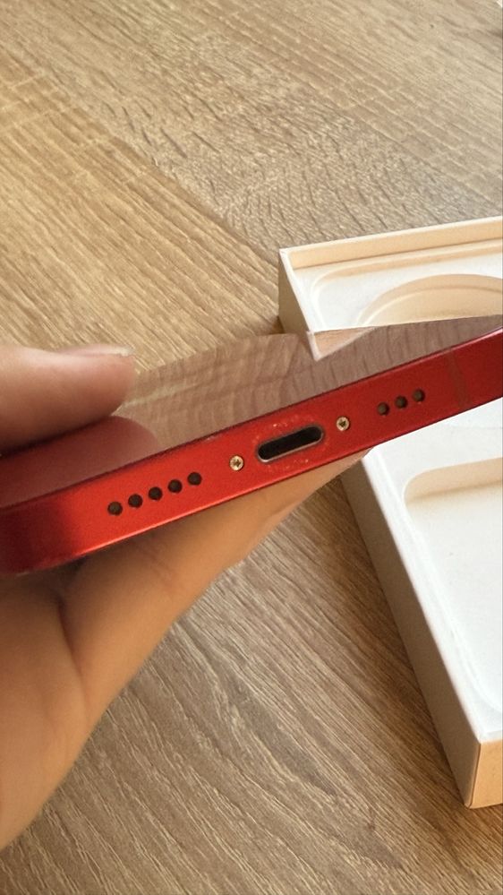 iPhone 13 (128GB)