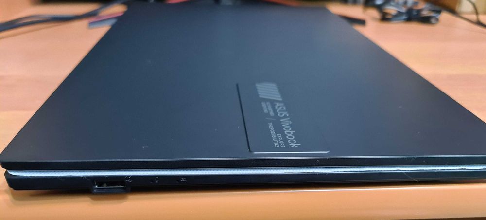 Новий Asus Vivobook E1504G; 8/256gb; Windows 11; S/N : S7N0CV06R88428B