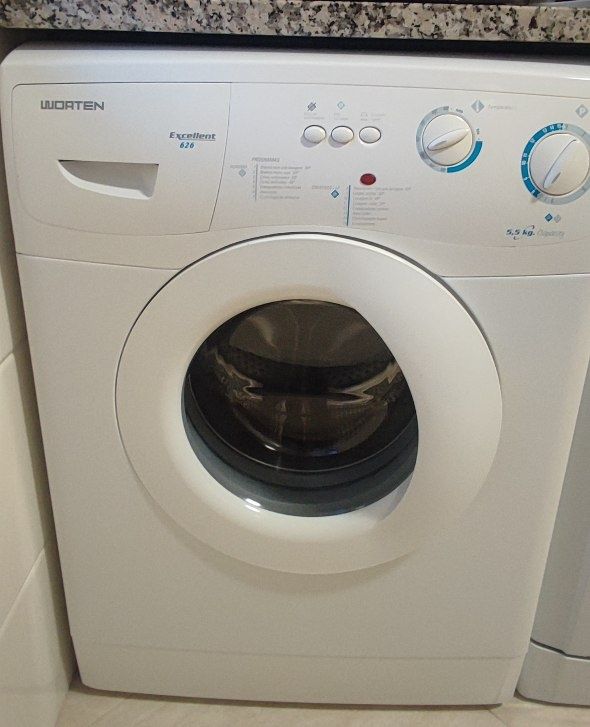 Maquina de lavar roupa. Marca Worten 5,5kg