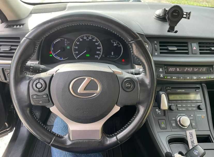 Lexus CT 200h 1.8 Hybrid CVT