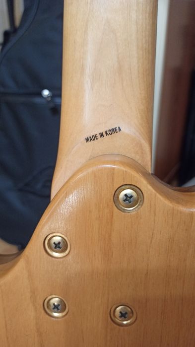 Бас гитара Aria pro ll rhino.(Korea).