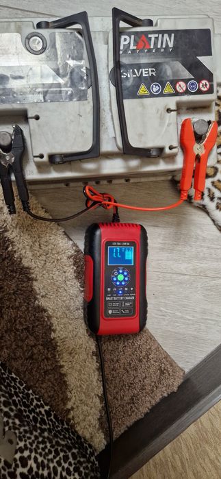 Автоматическое импульсное зарядное устройство новое на авто,мото и др