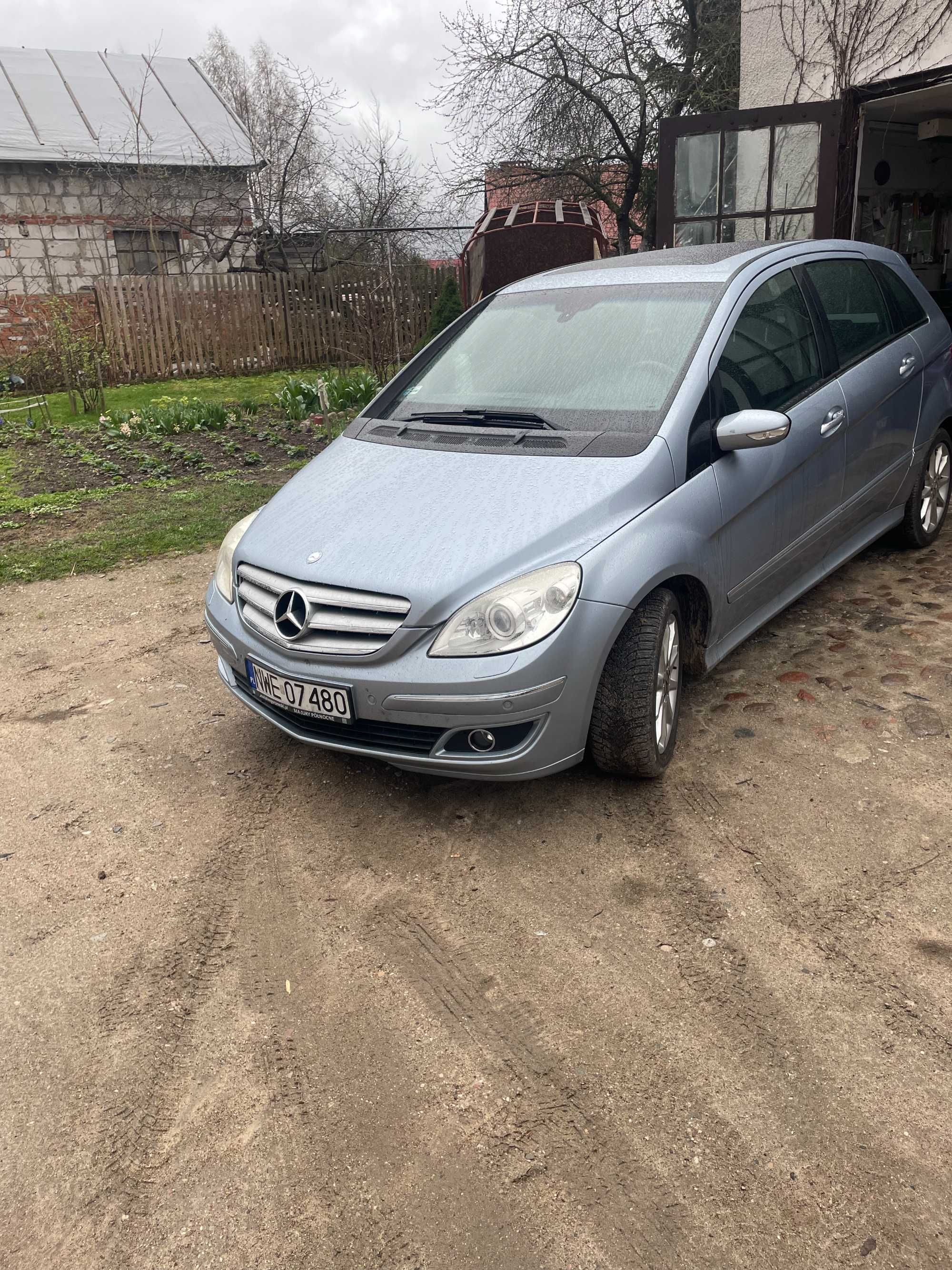 Mercedes B Klasa W245