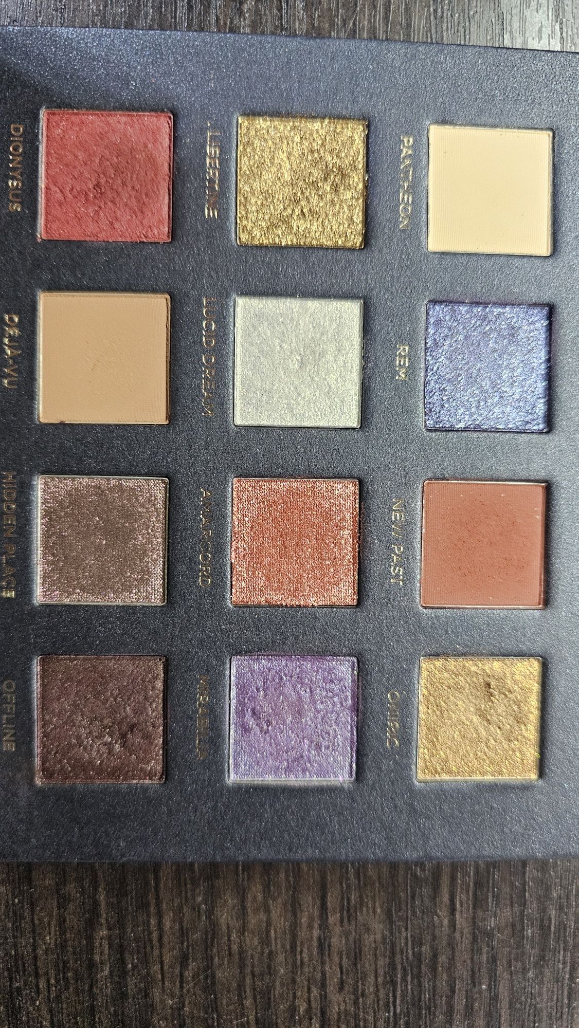 Nabla - Dreamy 2, The Mystic Palette. Paletka cieni, cienie do powiek.