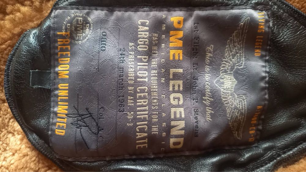 Шкіряна куртка Пілот В-3