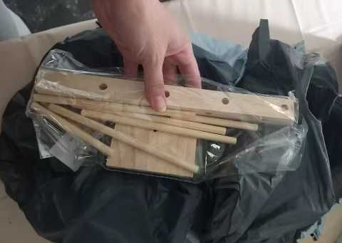 Drewniany stojak na okulary do samodzielnego składania