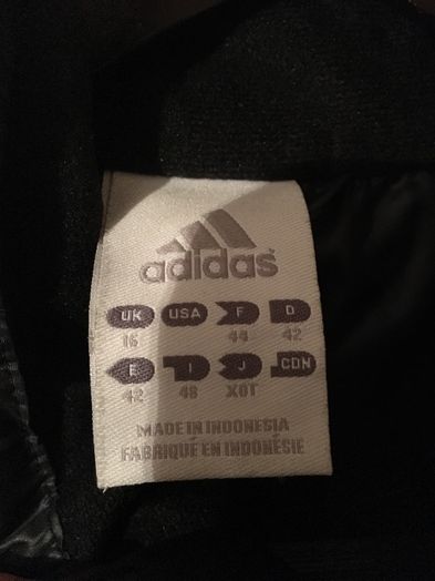 Продам женское пальто Adidas
