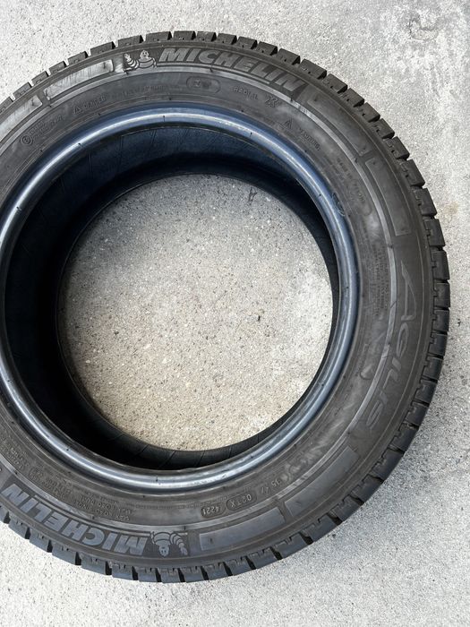 4 opony Michelin Agilis 215/60/17 C 2021r.