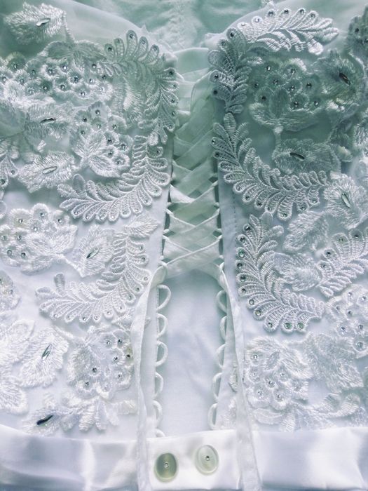 Sukienka ślubna  klasyczna