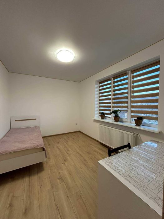 Подобово оренда квартири . Місто Кременець, район поліклініки