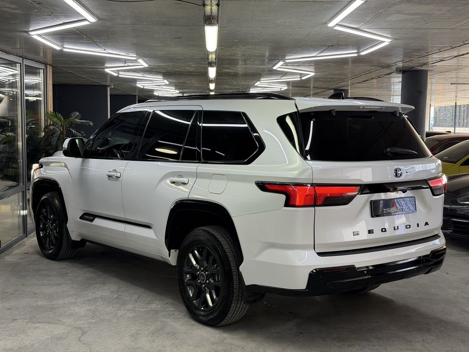 Toyota Sequoia Platinum