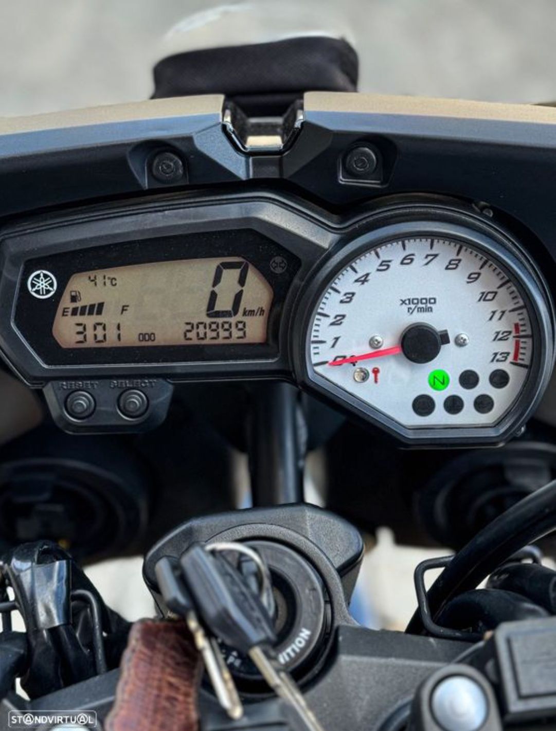 Yamaha Fazer FZ8-SA