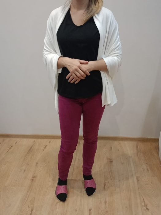 Duży szal ślubny ecru dzianinowy