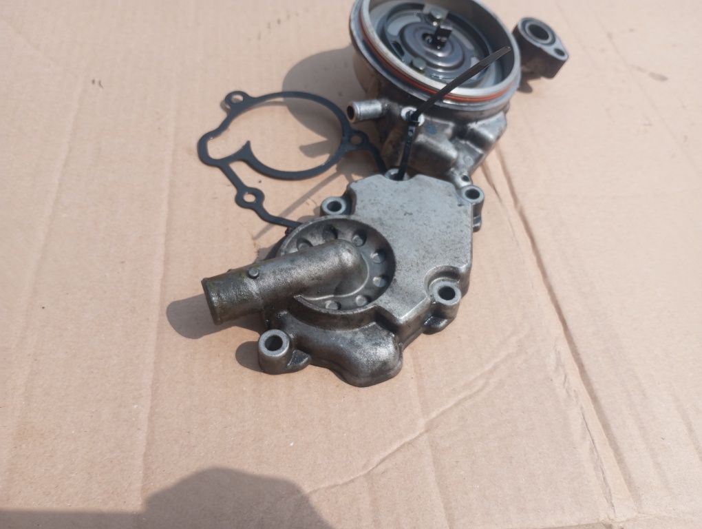 Witam do sprzedania pompa wody WR Yamaha YZF 125 r yzf125 yzf125r B5