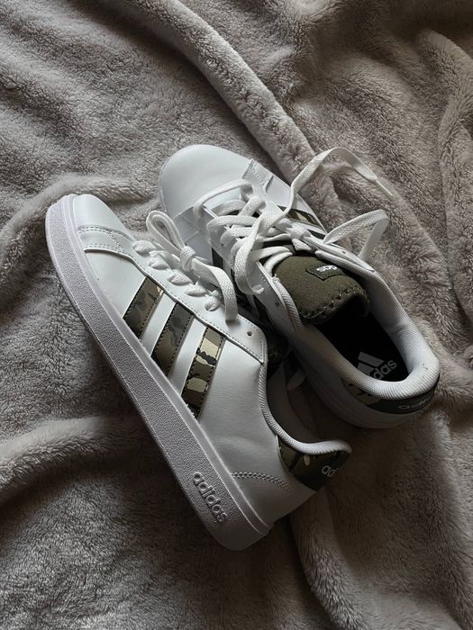 Adidas Grand Court Base 2 (оригінал, нові)