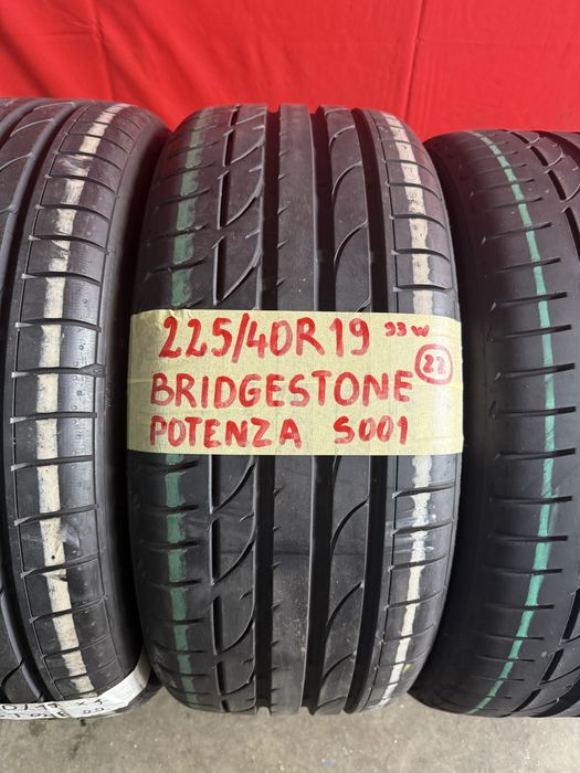 Pneus 225/40/19 + 255/35/19 Bridgestones Todos Iguais Impecaveis