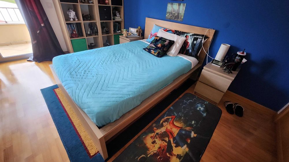Cama de casal IKEA MALM barata