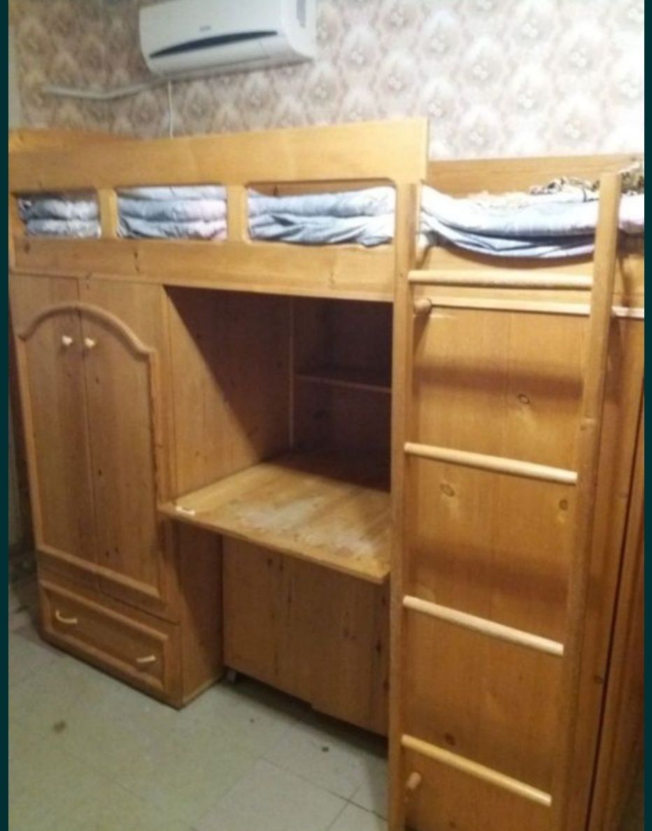 Кровать чердак, кровать детская, двух-ярусноя, шкаф, стол письмыный