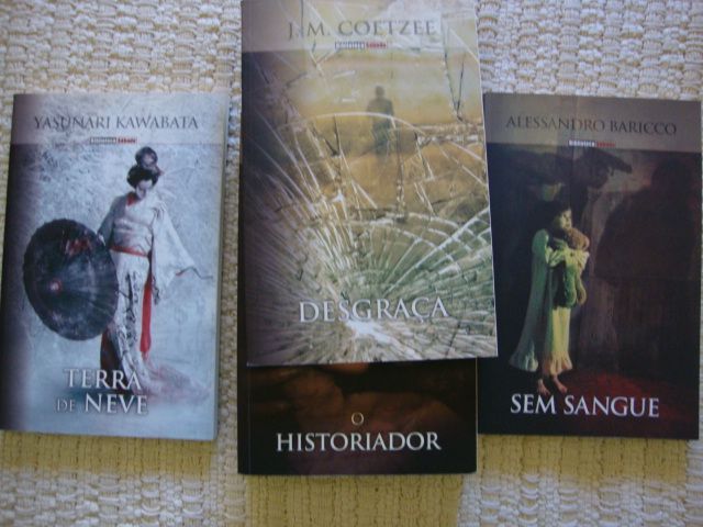 Lote Livros Biblioteca Sábado