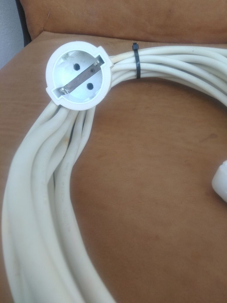 Extensão Elétrica 10 metros,cor Branco/Preto,NOVAS
