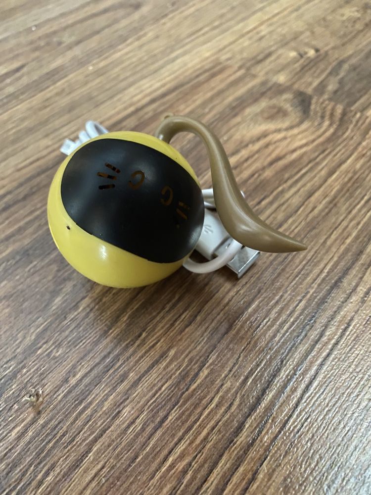 Автоматична іграшка для кота з акумулятором