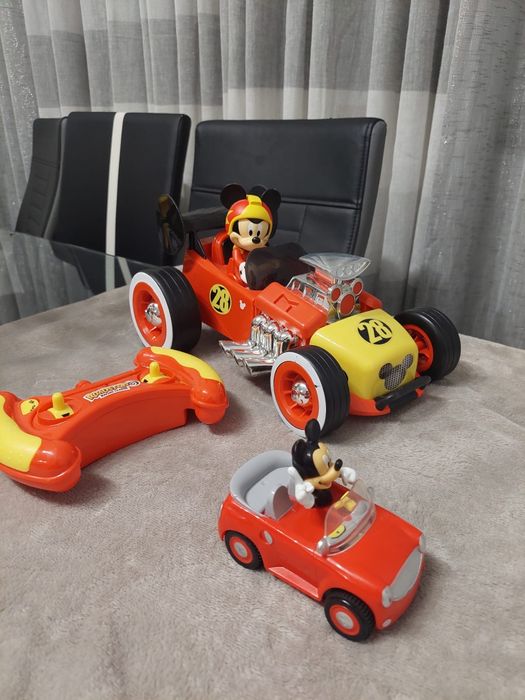 Carro telecomandado Mickey