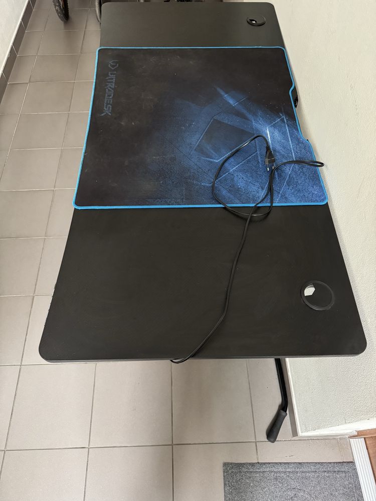 Biurko regulowane Ultradesk