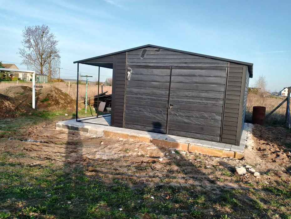 Garaż blaszany 6x5 plus 3m wiaty zabudowanej z tyłu. Profil ocynk