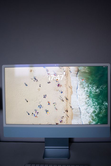 iMac 2021 24" niebieski M1 8GB RAM, 256GB pamięci